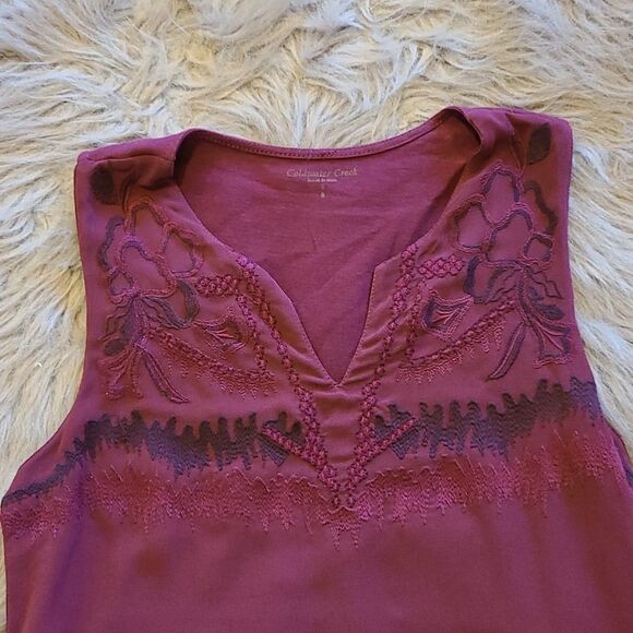 Coldwater creek womens burgendy flowy‎ tank you with embroidered floral size s - Picture 2 of 6
